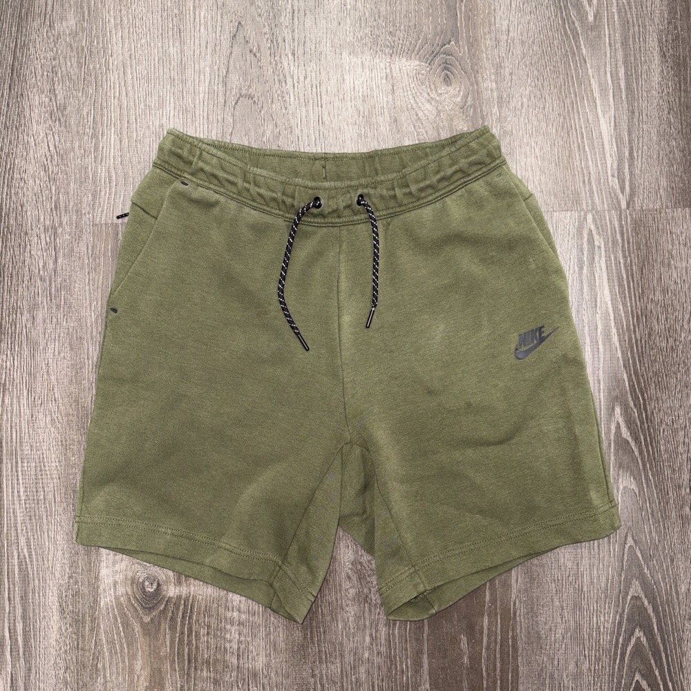 Nike Sportswear Tech Fleece Shorts Rough Olive Green Men's Small CU4503-326